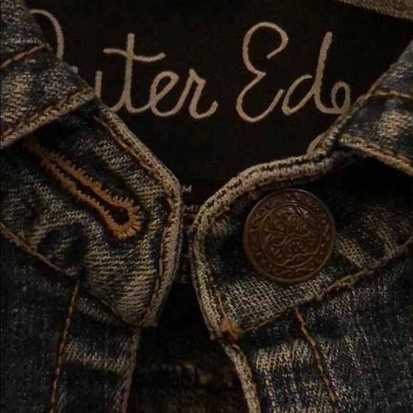 Cropped  jean jacket - Picture 4 of 5